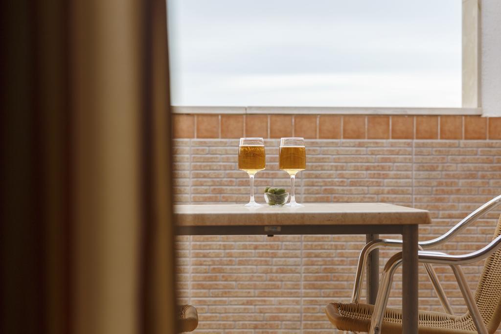 Hotel Restaurante Emilio Hellín Eksteriør bilde