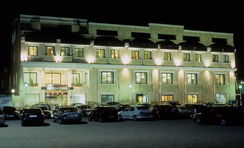 Hotel Restaurante Emilio Hellín Eksteriør bilde